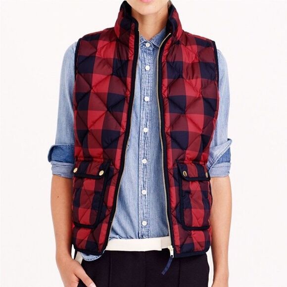 J.Crew Excursion Quilted Buffalo Red & Black Check Vest - Picture 3 of 12